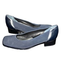 Rangoni Firenze leather and canvas career slip on pump navy size 7 1/2 B